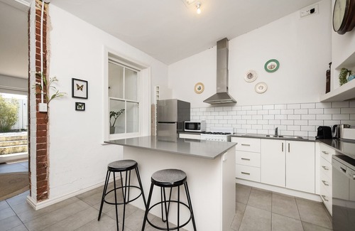 Fremantle House | Central Fremantle two bedroom historic cottage