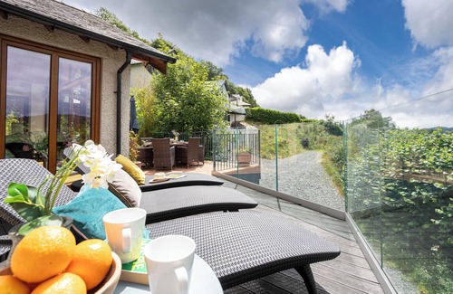 Bowness-on-Windermere House | Central Bowness - Hot Tub, Cinema Room and Lake Views