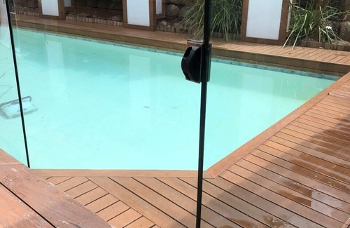 Glen Waverley House | Central Glen Waverley Entire House sleep 12