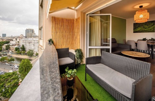 Bucharest City-Centre Apartment | Central Green Oasis 2BR Ultracentral Apt AC