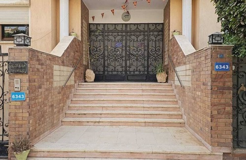 Al-Khalifa Apartment | Central location, Luxury spacious apartment 10 m to downtown and 10 m to tagamo