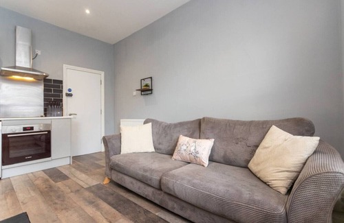 Bristol City Centre Apartment | Central Location*Contractors*Long Stay Discounts