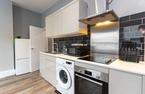 Bristol City Centre Apartment | Central Location*Contractors*Long Stay Discounts