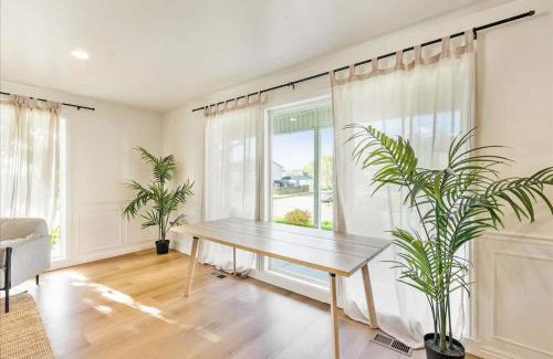 Ogden House | Central Location in Ogden Private Room & Bath