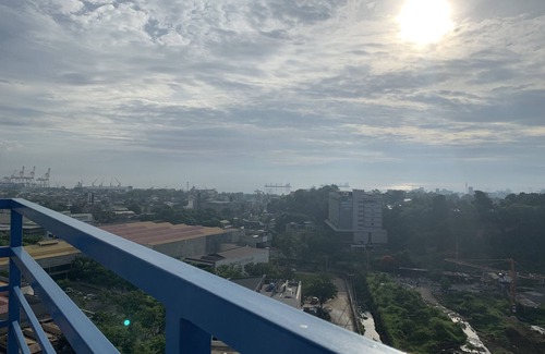 Cagayan de Oro Condo | Central location Comfortable 2-Bedroom Unit with Fast wi-fi.