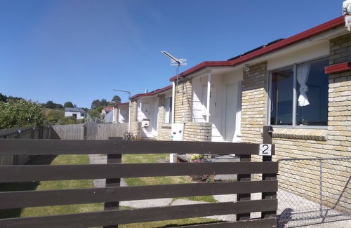 Waratah Apartment | Central Location To Platypus! Waratah Waterfall Retreat Unit3 Free Pay TV & WiFi