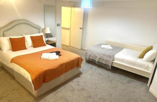 Finsbury Park House | Central London Private Bedrooms in Finsbury Park Station