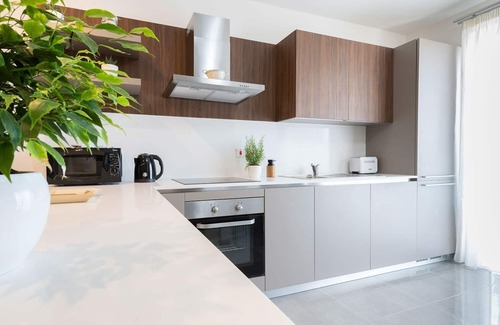 Birkirkara Apartment | ★ Central LUX Apartment w/HEATED POOL & terrace ➞