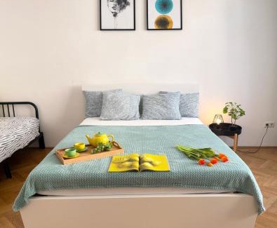 Funfhaus Apartment | Central Mariahilfer Apartment 5 min to the Schönbrunn Palace and City shopping center