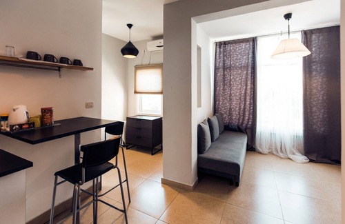 Netanya Apartment | Central Netanya Modern Apartment
