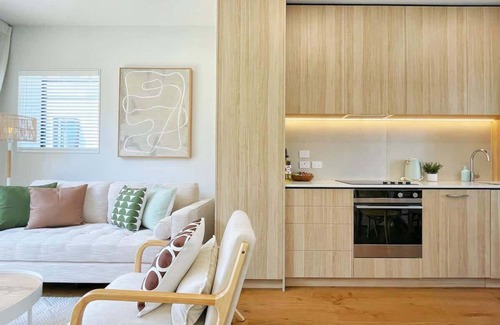 Grey Lynn Condo | Central Oasis Aircon 2BR vs Backyard near Ponsonby