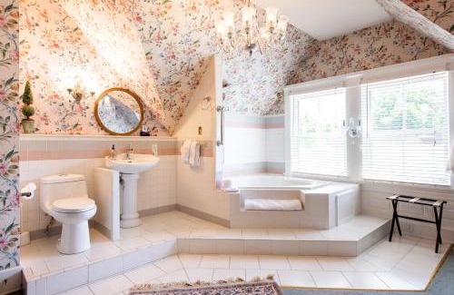Old Louisville Bed & Breakfast | Central Park Bed & Breakfast