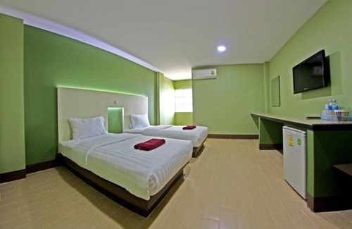 Sing Buri Hotel | Central Park Hotel