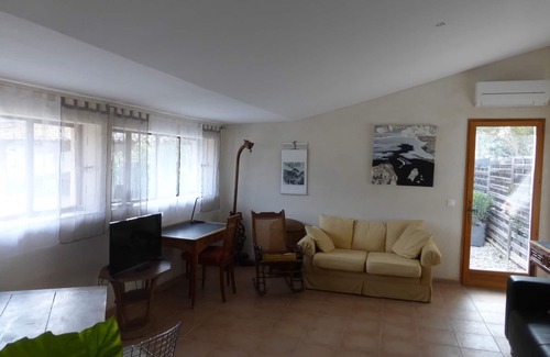 Grand Sud Other | Central part of a Provencal farmhouse in the Aix countryside