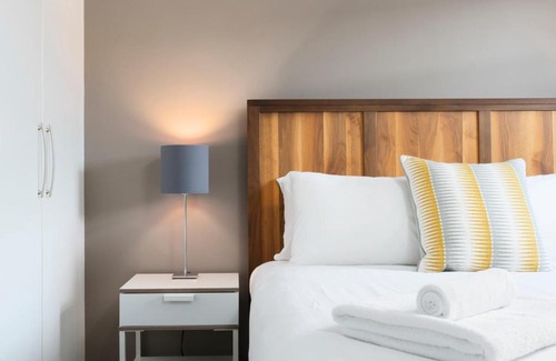 Brighton City Centre House | Central Portland Street with Free Parking