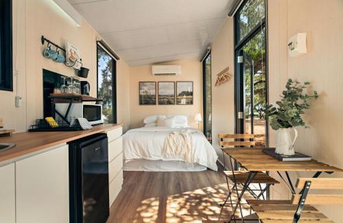 Malmsbury House | Central Ranges Retreat by Tiny Away