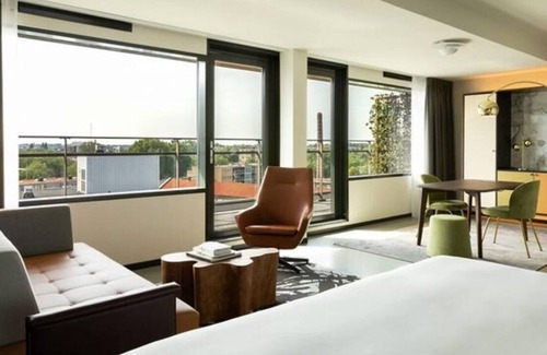 Kralingen-Crooswijk House | Central Rotterdam Boutique Stay Near Slaakhuys, Shopping & Cultural Hotspots