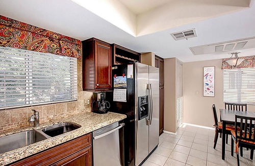 Central Scottsdale Condo | Central Scottsdale Location, Heated Pool and Spa, Outdoor Balcony, and Much More