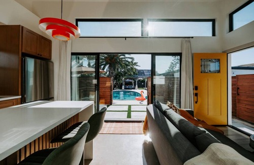 La Mesa House | Central SD Luxury Home+Casita, Pool BBQ Sleeps10