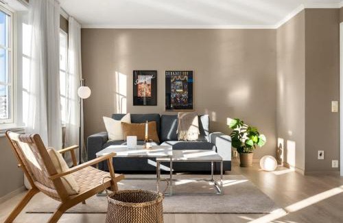 Haugesund Apartment | Central sea house apartment - Free parking