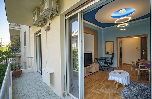 Omonia Apartment | Central Spot 2-Bedroom Apt by ΜΡS