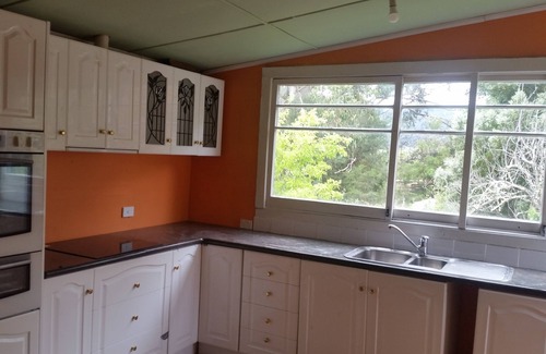 Cygnet Cottage | Central stay in culture capital