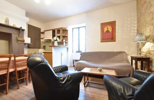 Montcabrier House | Central Stay in Kamenz