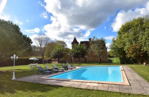 Montcabrier House | Central Stay in Kamenz