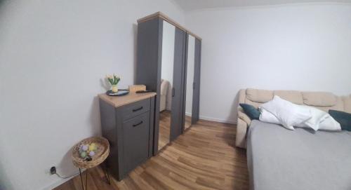 Tirgu Neamt Apartment | Central Stay