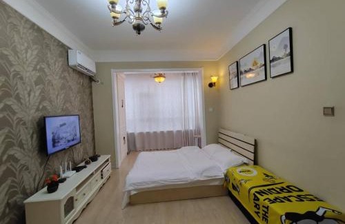 Dao Li Apartment | Central Street River View Apartment