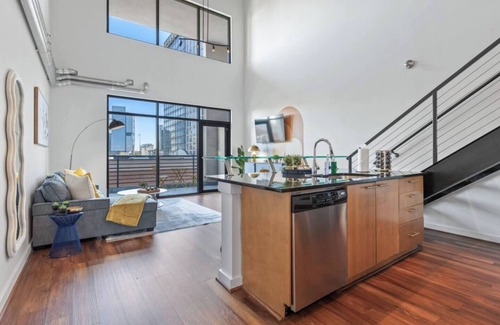 Atlantic Station Area Apartment | Central & Stylish Loft - 2Bed/2Bath - Atlantic Station 4th Floor - near GA Tech