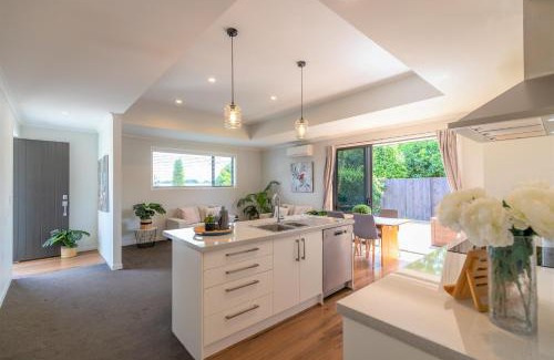 Te Awamutu House | Central Te Awamutu Modern House
