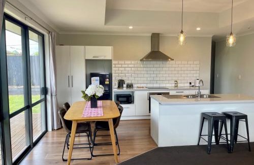 Te Awamutu House | Central Te Awamutu Modern House