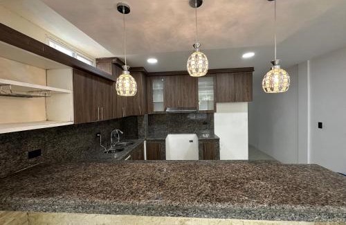Urdesa Apartment | Central Urdesa, Bálsamos 920