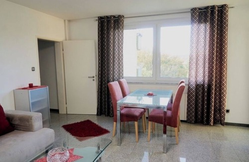 Wolfsburg Apartment | Central vacation apartment