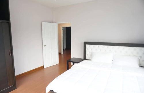 San Pu Loei Villa | Central Villa