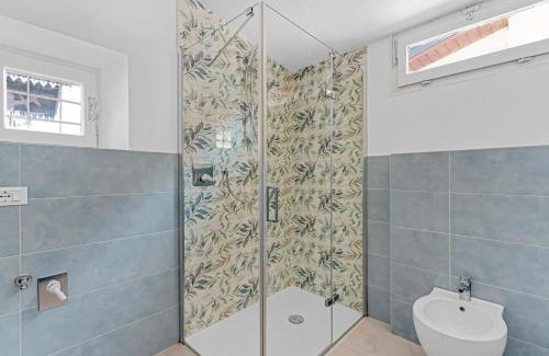 Rivoltella House | -Centrale- Terrazza sul Lago, la brezza del Garda