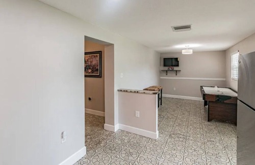 Pinecrest West Park House | Centrally located and Updated 4 Bedroom Home w/ Foosball Table