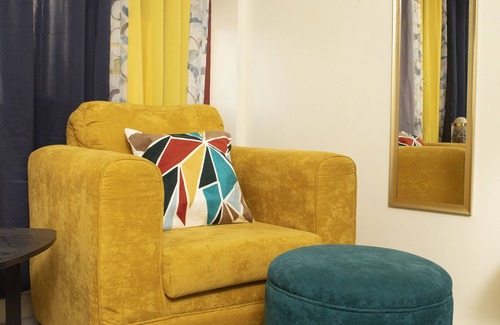 Constant Spring Apartment | Centrally located Cozy Studio