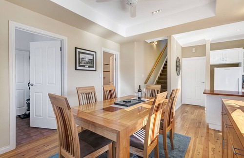 Goolwa Cottage | Centrally Located Goolwa Home - Towels & Linen Included, WIFI & Smart TV's