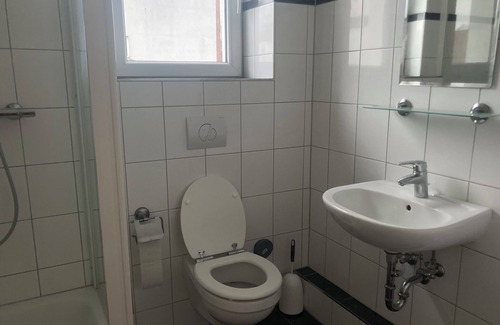 Borgfelde Apartment | Centrally located, small apartment with kitchen and shower room