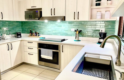 Rio Seco Apartment | Centrally located & spacious 2 bedroom apt - 3-minute walk to the beach!