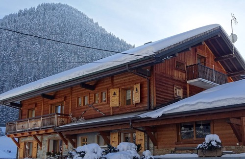 Abondance Apartment | Centre of the village of Abondance - Apartment second floor for 4 people - 42m²