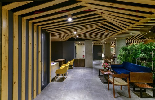 Shivajinagar Hotel | Centro