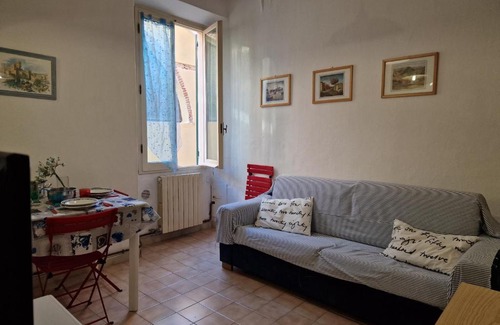 Pietra Ligure Apartment | [Centro Storico] Bilocale nel cuore del Paese