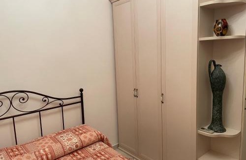 Reggio Calabria Apartment | Centro Storico, Piazza Carmine: La Casa di Angela