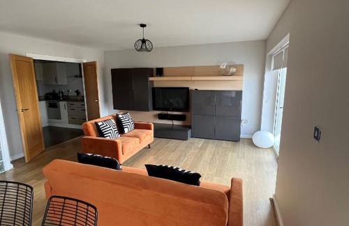 Century Wharf Apartment | Century Wharf Apartments by Urban Space