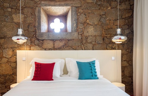 Fundao Bed & Breakfast | Cerca Design House