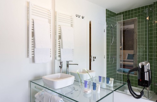 Fundao Bed & Breakfast | Cerca Design House