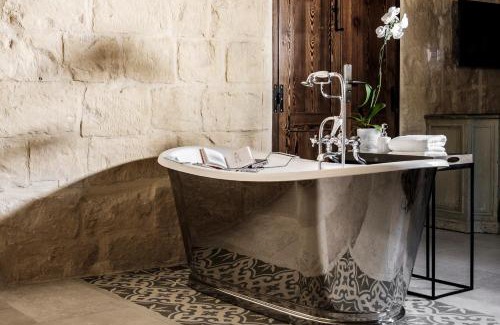 Munxar Hotel | Cesca's Boutique Hotel